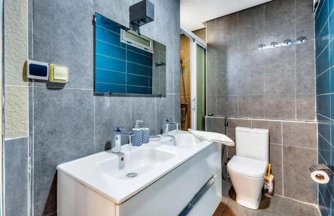 Appartement 2 Minutes De La , Tamourrit, Bay , Vue , Golf , Piscine
