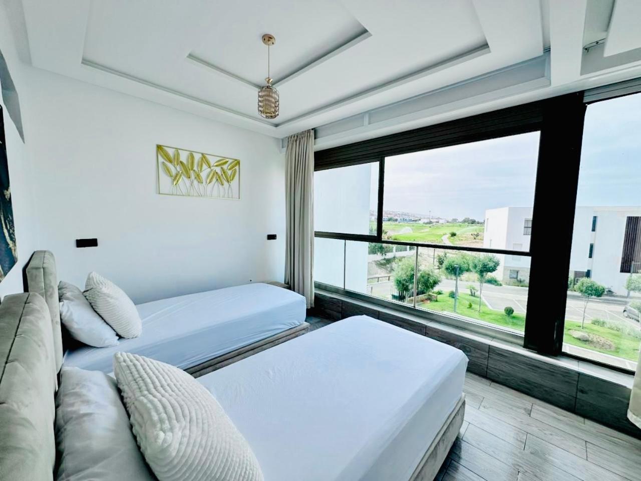 Appartement 2 Minutes De La , Tamourrit, Bay , Vue , Golf , Piscine